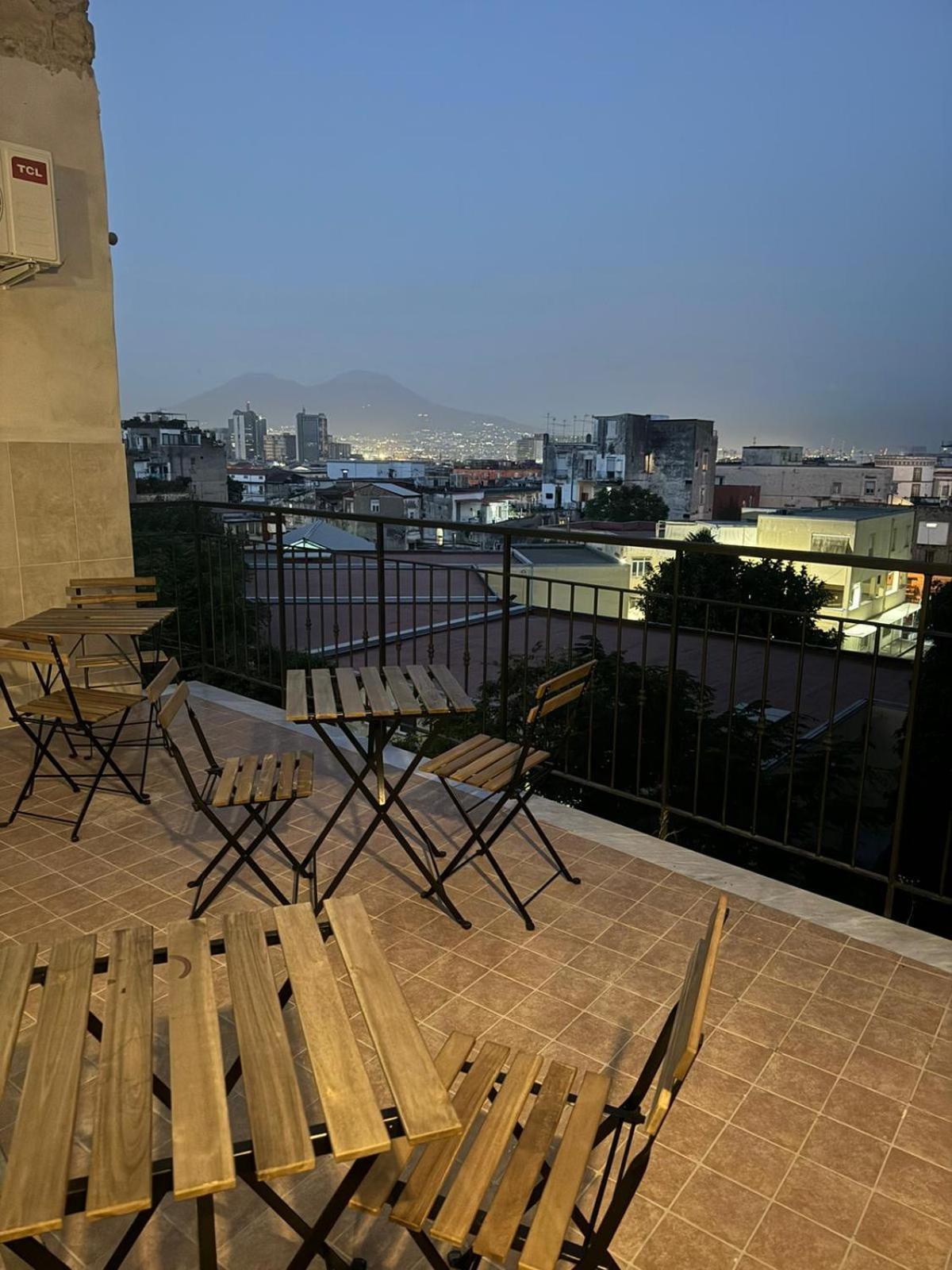 الشقق الفندقية Terrazza Miracoli Napoli المظهر الخارجي الصورة